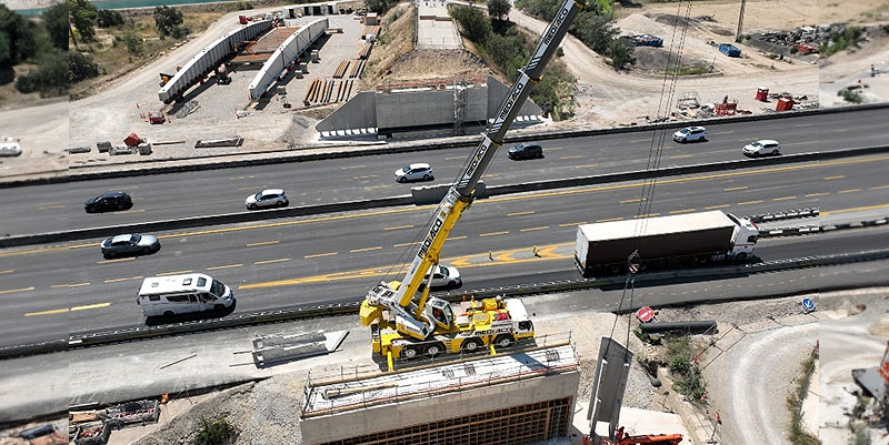 illustration de Pourquoi l'A7 fermera-t-elle ce week-end ? Tout sur l'installation du pont RD68