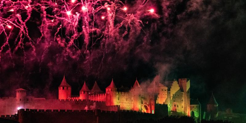 14 juillet : vivez le feu d'artifice de Carcassonne depuis l'aire du Belvédère d'Auriac sur l'A61