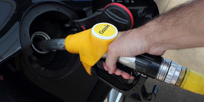 Carburant : aides prolongées pour les grands rouleurs, les agriculteurs, les pêcheurs et le BTP