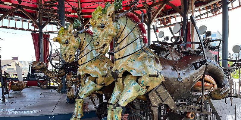 illustration de Embarquez dans le ''Carrousel des Mondes Marins'' à Nantes