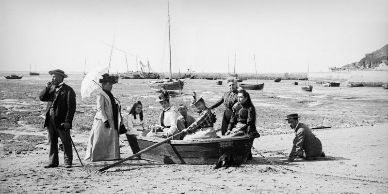 Une exposition de photographies anciennes et en plein air fait revivre le Fouras de la Belle Époque