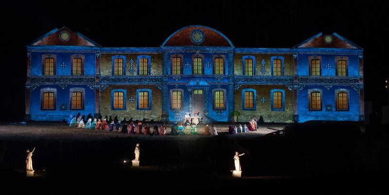 Bon repos : un spectacle monumental porté par ses bénévoles