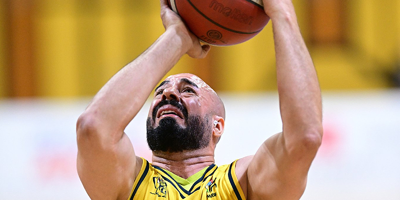 Houcine Belaïd veut participer à la fête