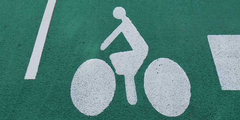 illustration de Les sas vélo sont-ils autorisés aux deux-roues motorisés ?
