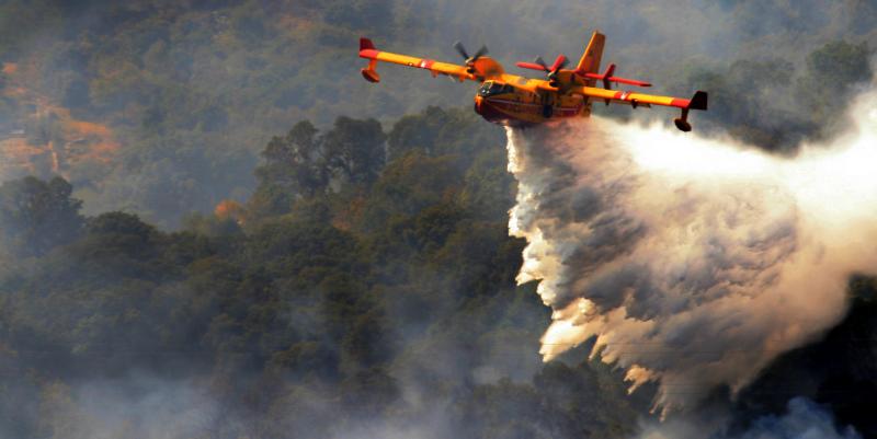 Alerte Rouge : Un nouvel incendie dans l'Aude coupe l'Autoroute A9 à Narbonne