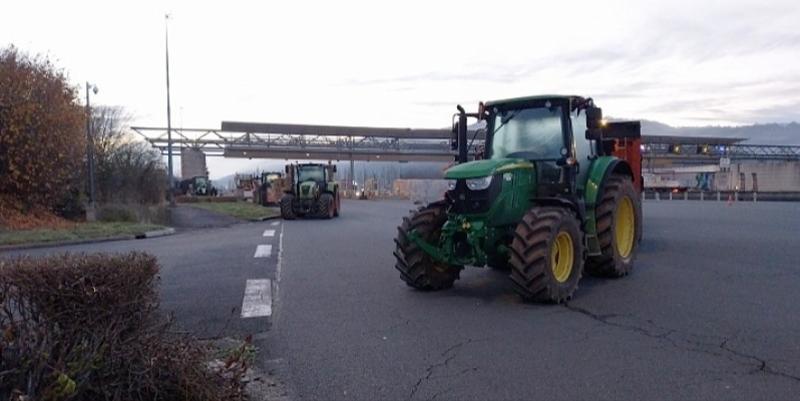 Carte blocages agriculteurs sur A63 A7 A75 A64 A20 - Comment ça roule ce vendredi 9/01 ?