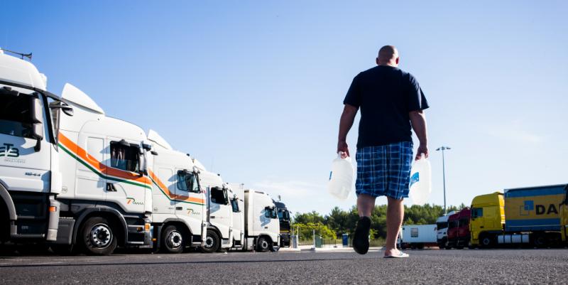 Poids lourds : une application pour signaler les actes de malveillance