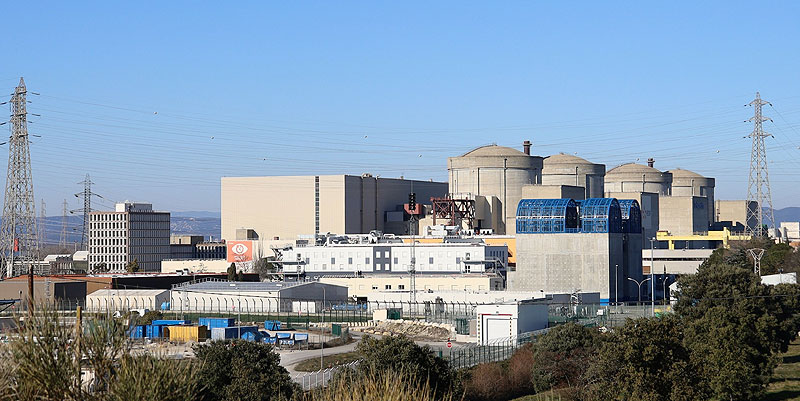 illustration de La centrale EDF du Tricastin dans la Drôme