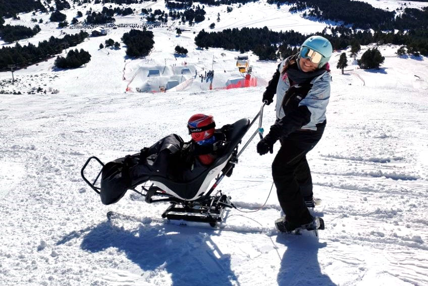 illustration de Ski-fauteuil : une expérience unique à Font-Romeu avec HandiKraft