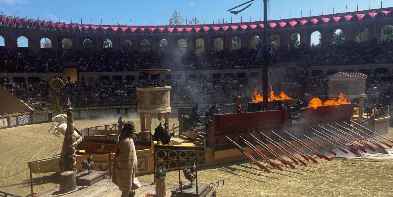 Pourquoi le spectacle vivant fait la force du Puy du Fou