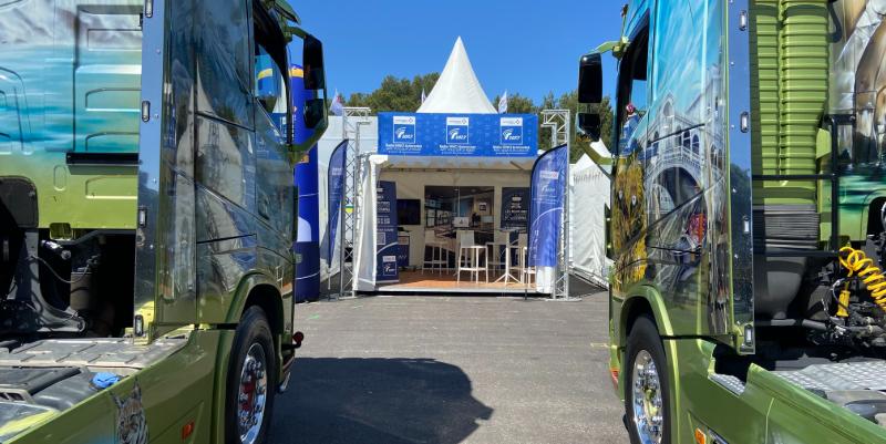 illustration de Grand Prix Camions du Castellet dans le Var, une compétition autant qu'une fête familiale