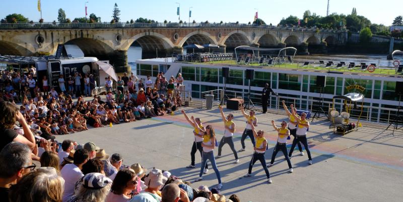Fest'arts à Libourne : des arts de la rue de forme hybride et surprenants