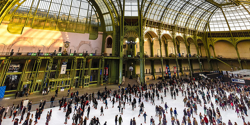 illustration de Le Grand Palais à Paris accueille la plus grande patinoire indoor du monde