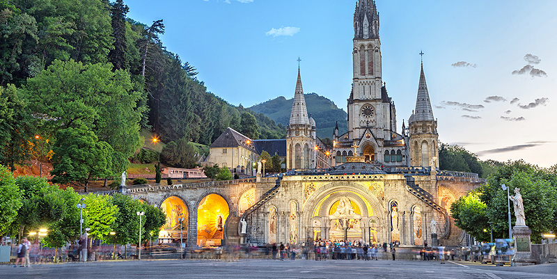 illustration de Le sanctuaire de Lourdes