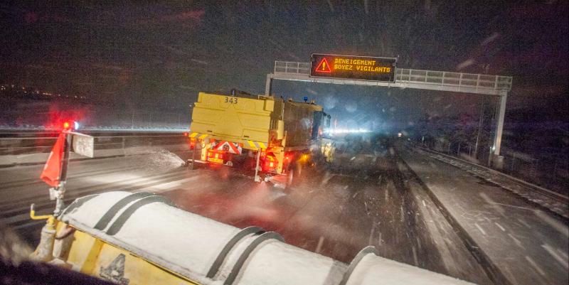 Neige entre Nantes et Bordeaux : faut-il éviter de rouler ce lundi soir sur A10 et A83 ?