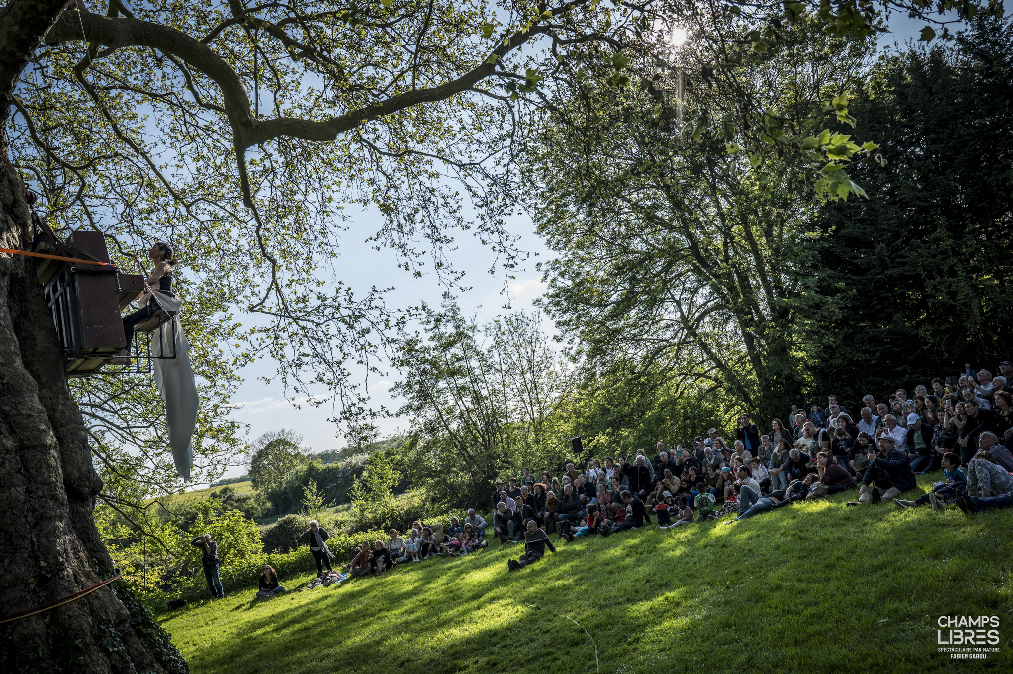 illustration de ''Champs libres'' : des performances artistiques en pleine nature autour de Dreux