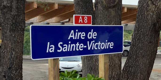 illustration de L’aire de la Sainte-Victoire inaugurée sur l’A8