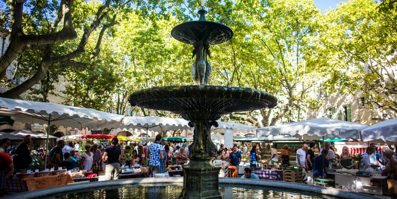 illustration de Le marché d’Uzès