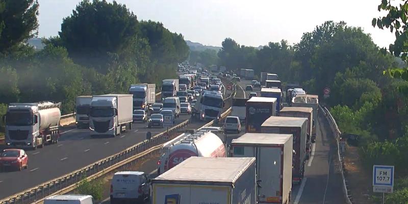 A9 bloquée à Béziers : un poids lourd accidenté provoque 27 km de bouchons cumulés