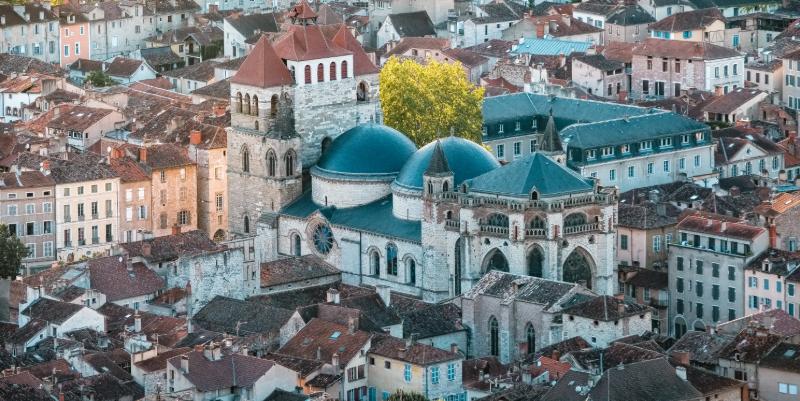 Cahors, entre jardins secrets et patrimoine