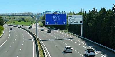 La sortie 24 sur l'autoroute A7 en direction de Marseille