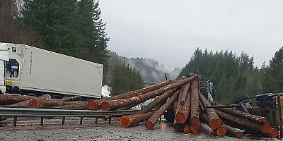 Accident grave : camion renversé, autoroute A89 coupée entre Clermont-Ferrand et Lyon