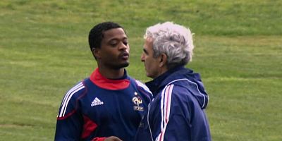Retour sur l’été 2010, entre Coupe du monde, naufrage collectif et rupture avec la France.