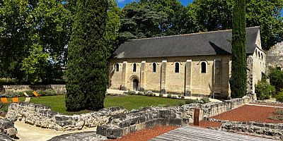 Ateliers, découvertes botaniques et espaces ouverts aux enfants rythment les visites.