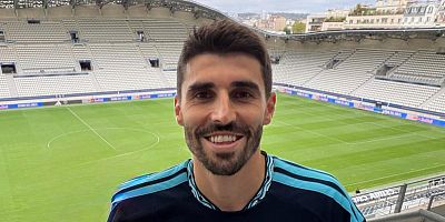 Pierre Lees-Melou, footballeur et capitaine d'un Paris FC ambitieux