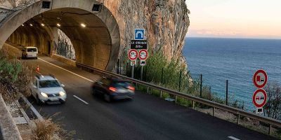 Travaux sur le tunnel de la Giraude de l'A8 en soirée