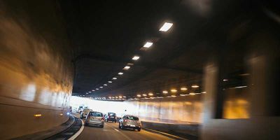 Sortie est du tunnel de Toulon en journée