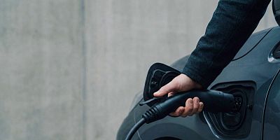 Bornes en copropriété : les fortes primes de l'État pour équiper les parkings en recharge électrique