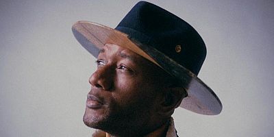 De ''I need a dollar'' à ''Stand together'' : Aloe Blacc et sa musique engagée