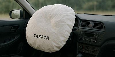Un airbag déclenché - Illustration